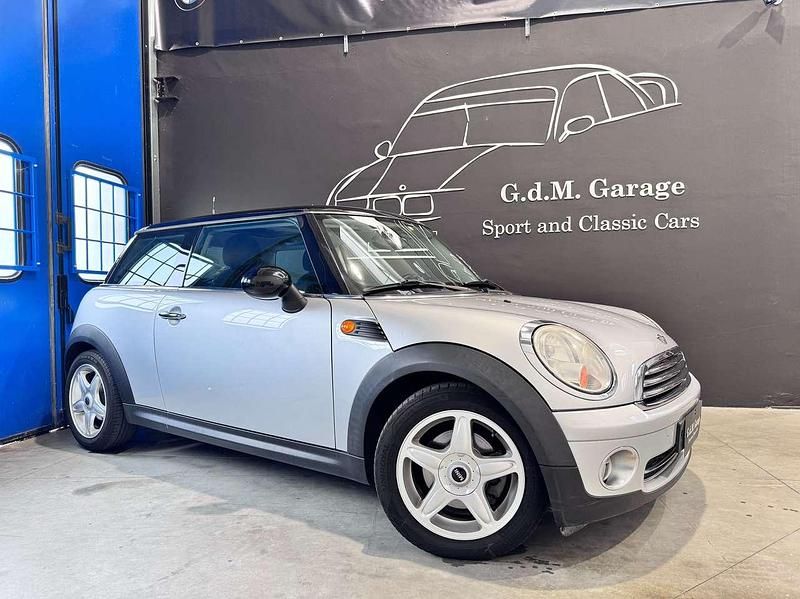 Argento Usata 2007 Mini Cooper Due volumi | 4500 € (Ottimo prezzo) - Immagine 1/4