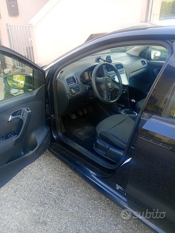 Usata VW Polo 90 CV (66 kW) 2012 Nero Utilitaria