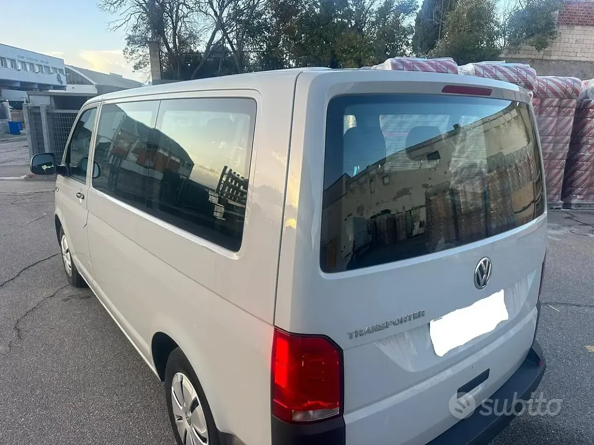 Usata VW Transporter Business 150 CV (110 kW) 2023 Beige Furgone