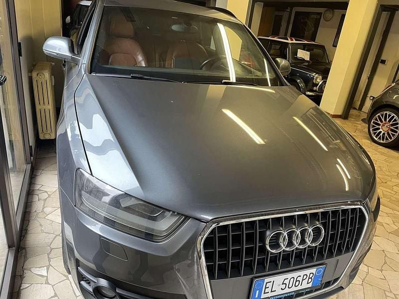 Usata Audi Q3 Advanced Plus 170 CV (125 kW) 2012 Grigio SUV