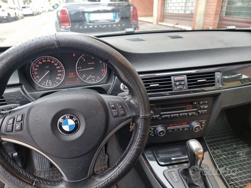 Usata BMW 320 Efficient Dynamics 177 CV (130 kW) 2008 Nero Coupé