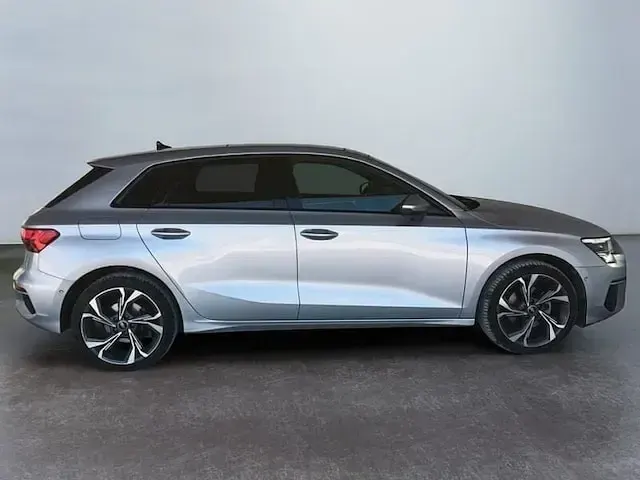Usata Audi A3 S-Line 150 CV (110 kW) 2023 Argento Berlina
