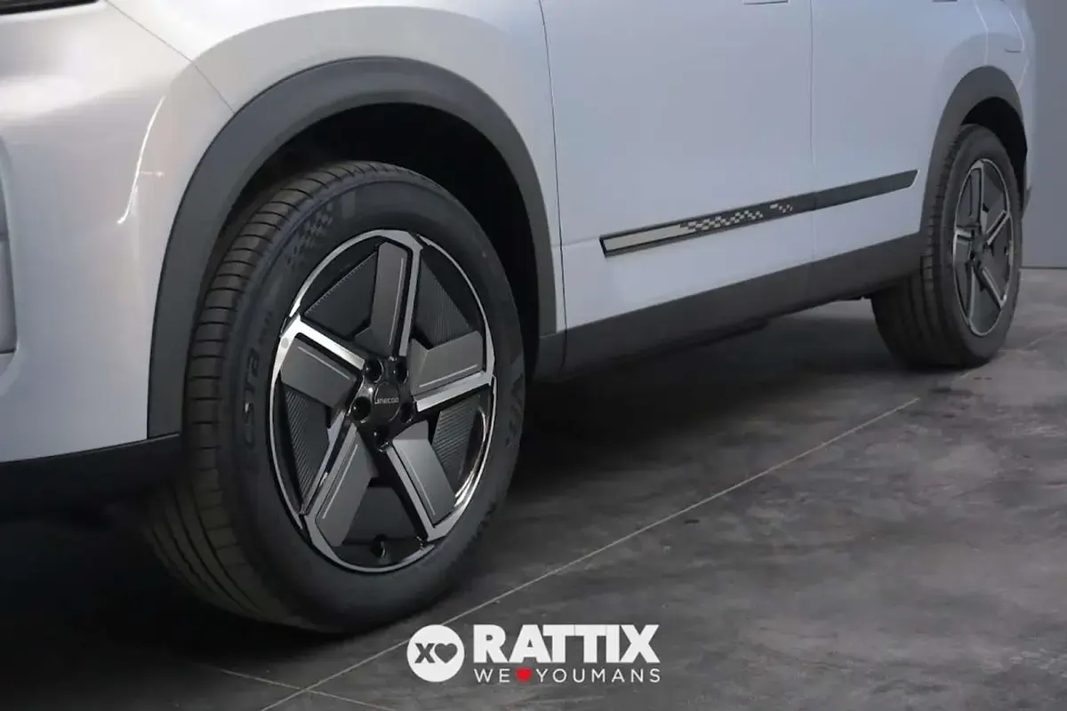 Nuova Jaecoo 7 143 CV (105 kW) 2026 Moonlight silver tetto black SUV