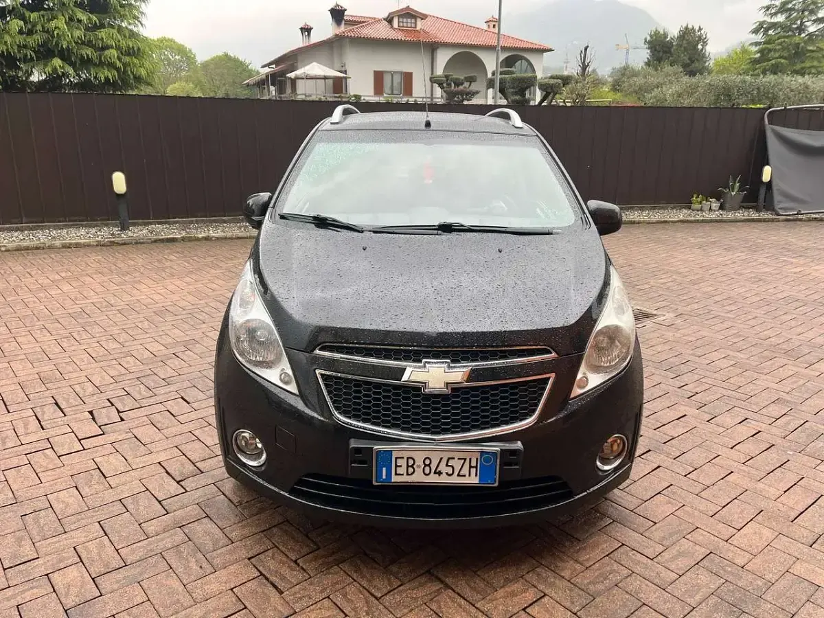 Usata Chevrolet Spark LS 68 CV (50 kW) 2010 Nero Utilitaria