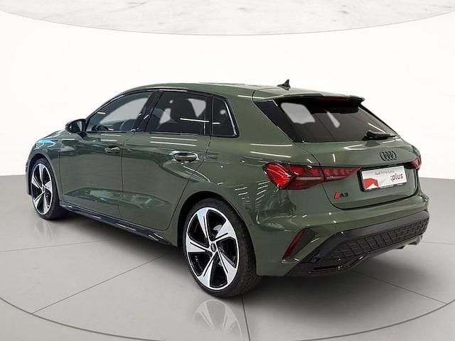 Usata Audi A3 S-Line 150 CV (110 kW) 2024 Verde distretto metallizzato Berlina