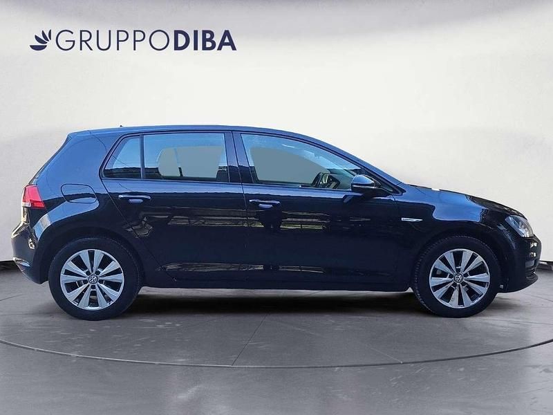 Usata VW Golf VII Comfortline 110 CV (80 kW) 2017 Bianco Utilitaria