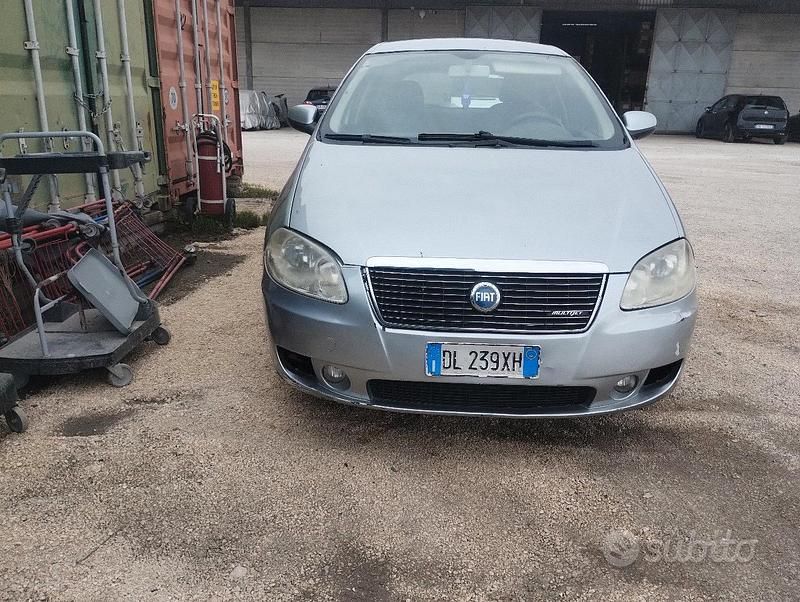 Usata Fiat Croma 120 CV (88 kW) 2007 Grigio Station wagon