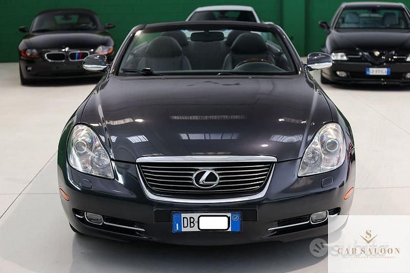 Usata Lexus SC430 286 CV (210 kW) 2006 Grigio scuro Cabrio