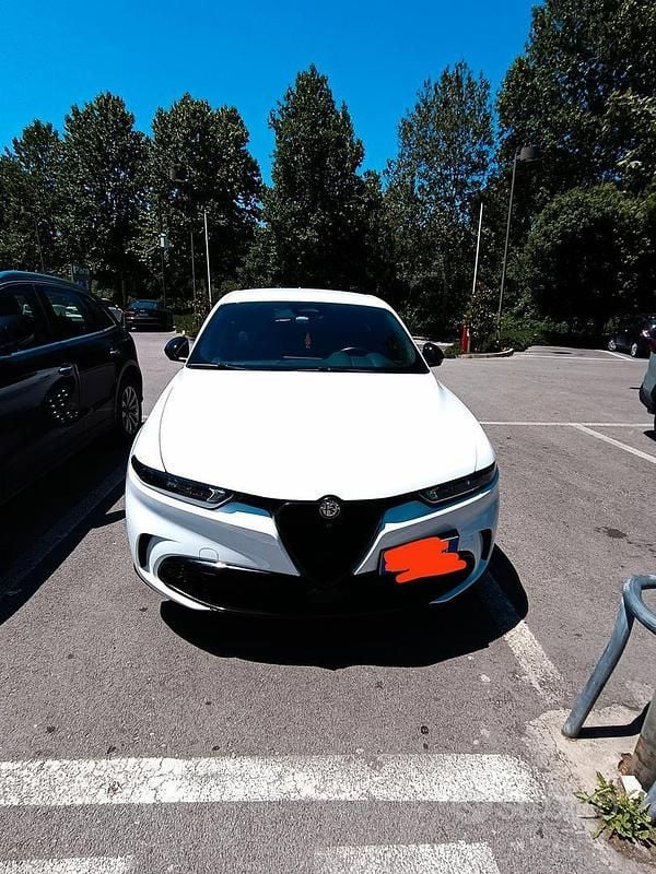Usata Alfa Romeo Tonale Sprint 131 CV (96 kW) 2023 Bianco SUV