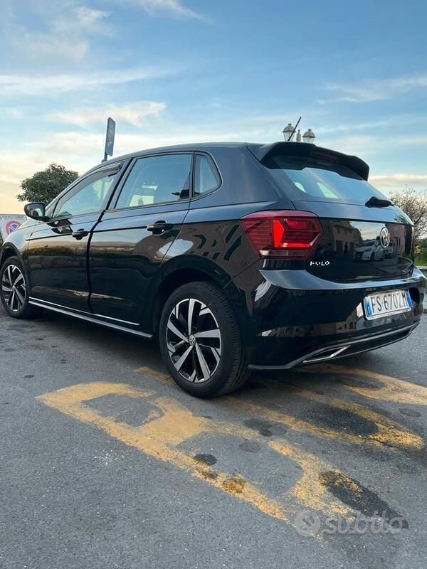 Usata VW Polo R-line 95 CV (69 kW) 2018 Nero Berlina