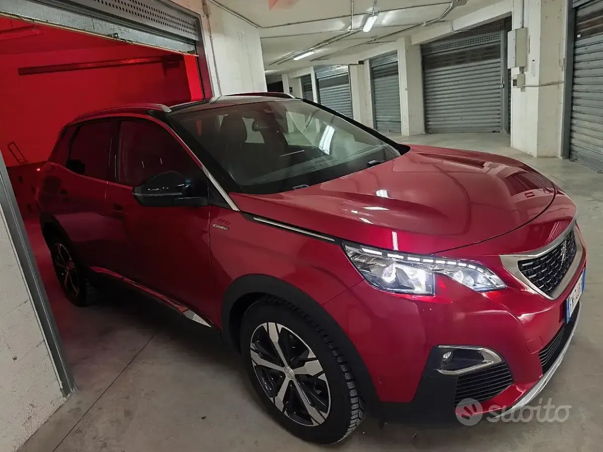 Usata Peugeot 3008 GT-line 120 CV (88 kW) 2018 Rosso SUV