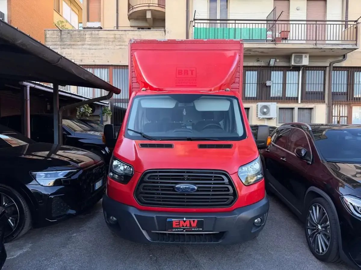 Usata Ford Transit Trend 131 CV (96 kW) 2018 Rosso Furgone