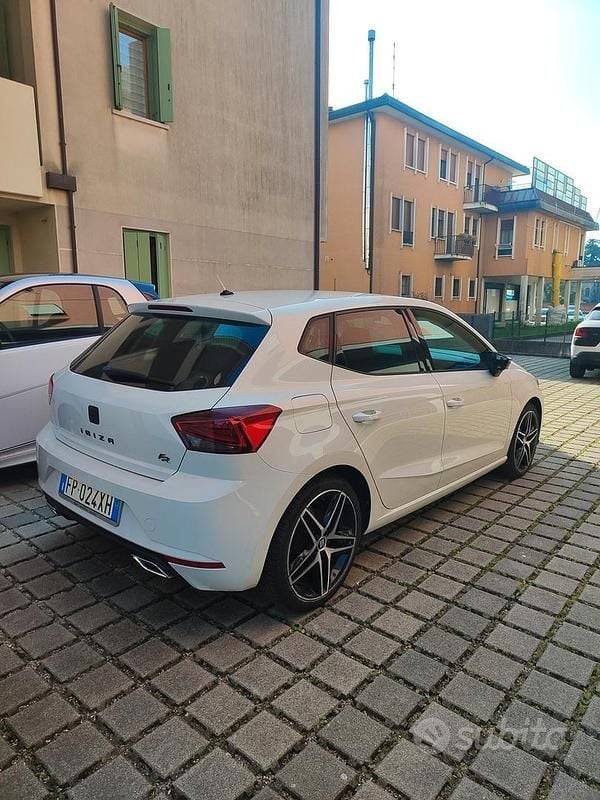 Usata Seat Ibiza FR 95 CV (69 kW) 2018 Bianco Utilitaria