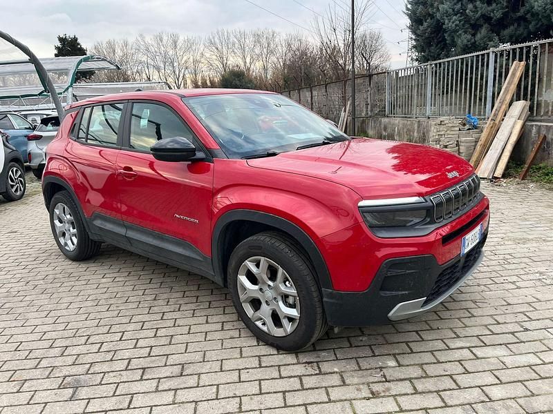 Usata Jeep Avenger Altitude 101 CV (74 kW) 2024 Rosso SUV