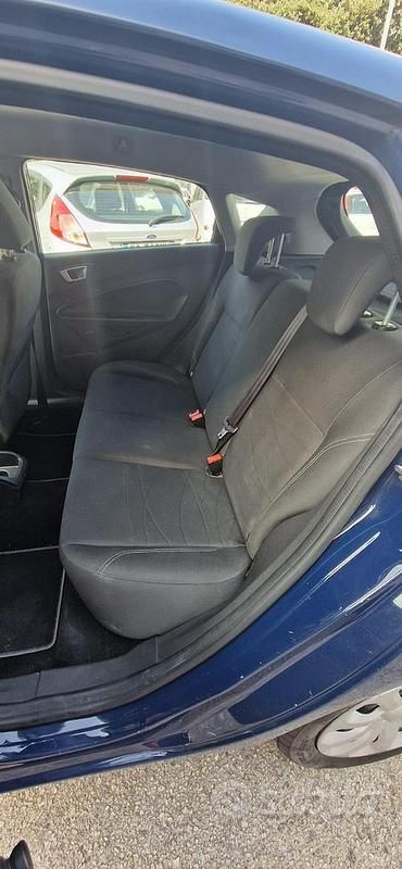 Usata Ford Fiesta 2017 Blu Berlina