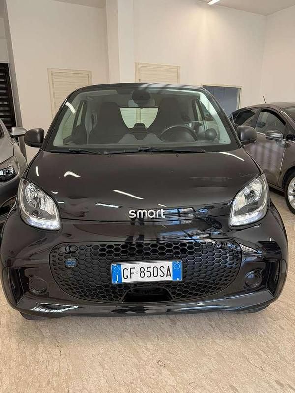 Usata Smart ForTwo Coupé Passion 41 kW (56 CV) 2021 Nero Utilitaria