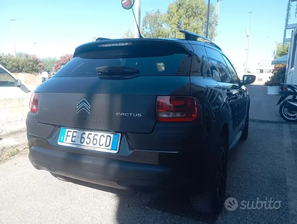 Usata Citroën C4 Cactus PureTech 82 CV (60 kW) 2016 Nero Utilitaria