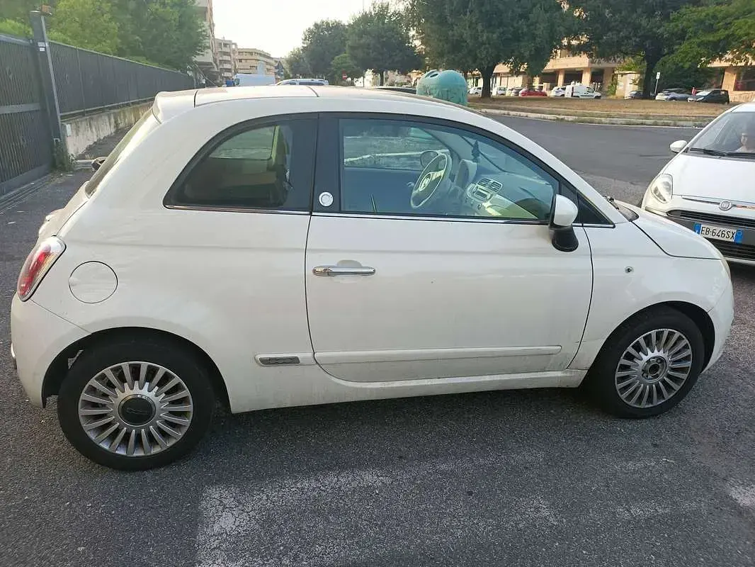 Usata Fiat 500 Pop 101 CV (74 kW) 2008 Bianco Utilitaria