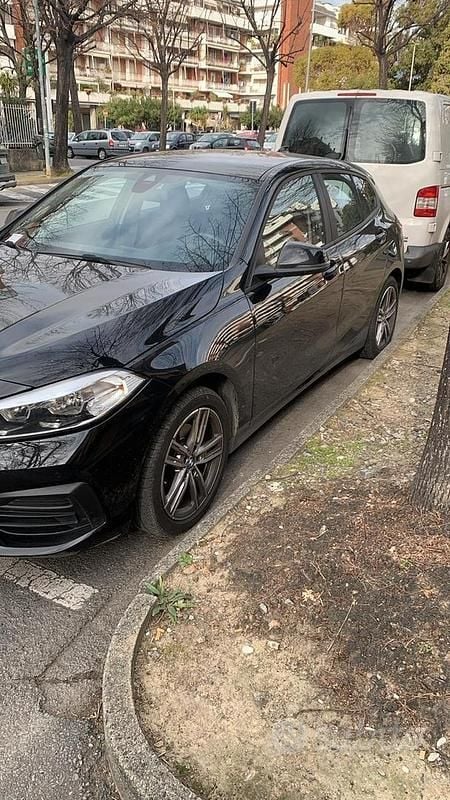 Usata BMW 118 Advantage 140 CV (102 kW) 2020 Nero Utilitaria