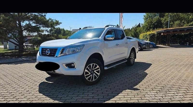 Bianco Usata 2018 Nissan Navara N-Connecta Pick-up | 20.900 € (Super prezzo) - Immagine 1/4