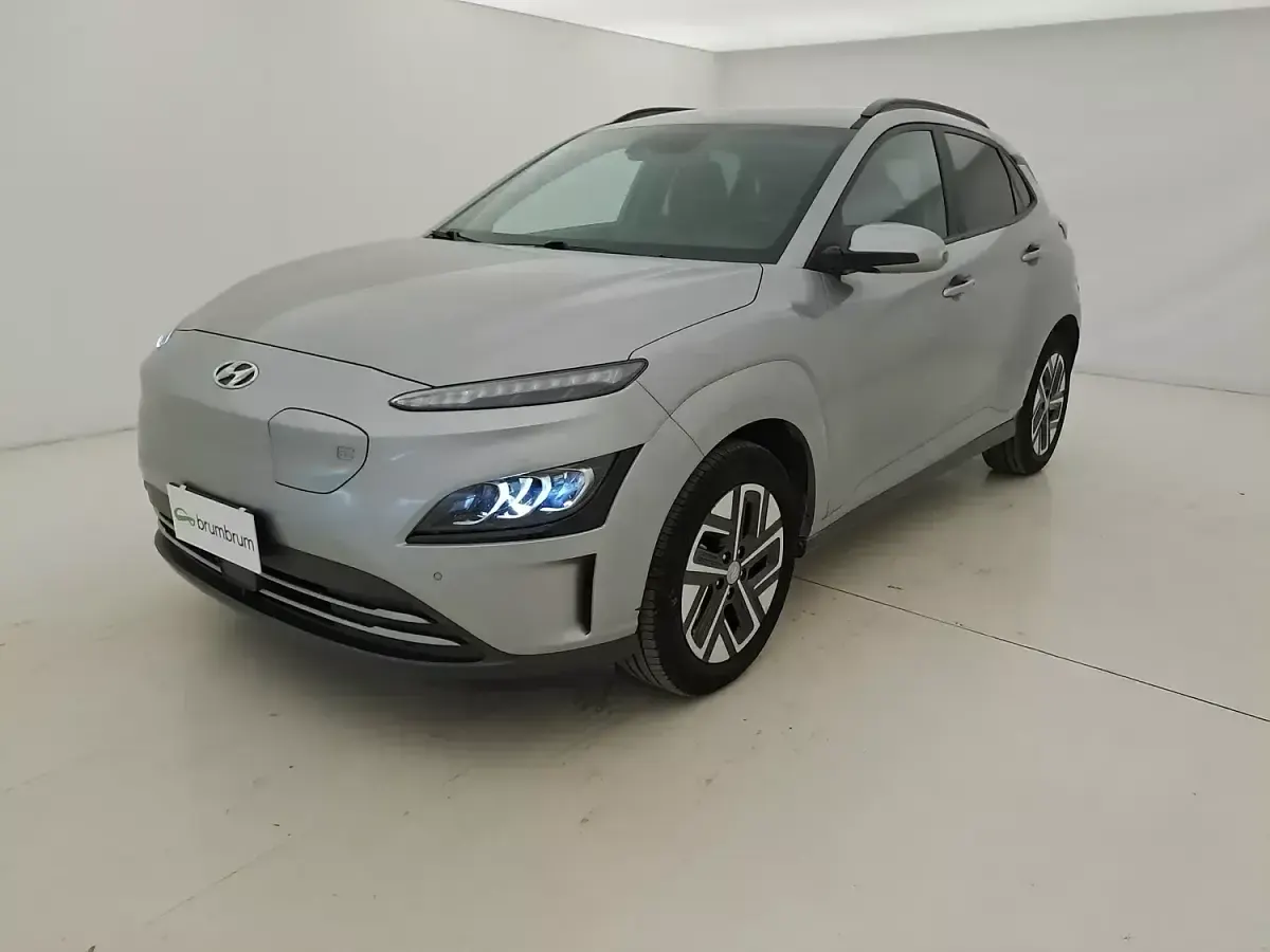 Usata Hyundai Kona 100 kW (136 CV) 2024 Argentoargento SUV