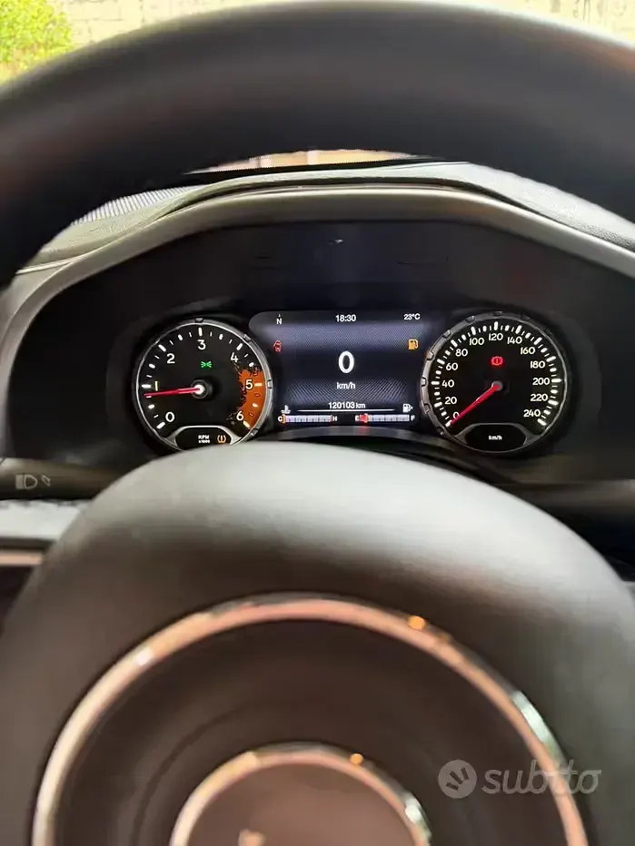 Usata Jeep Renegade 120 CV (88 kW) 2016 Bluazzurro SUV