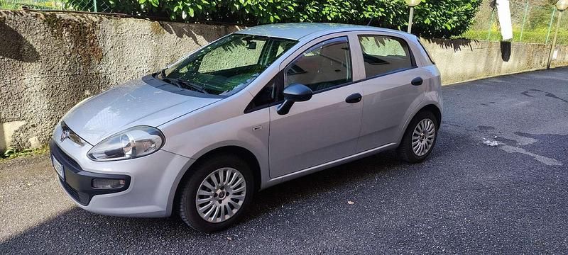 Usata Fiat Punto Evo Dynamic 65 CV (47 kW) 2010 Utilitaria