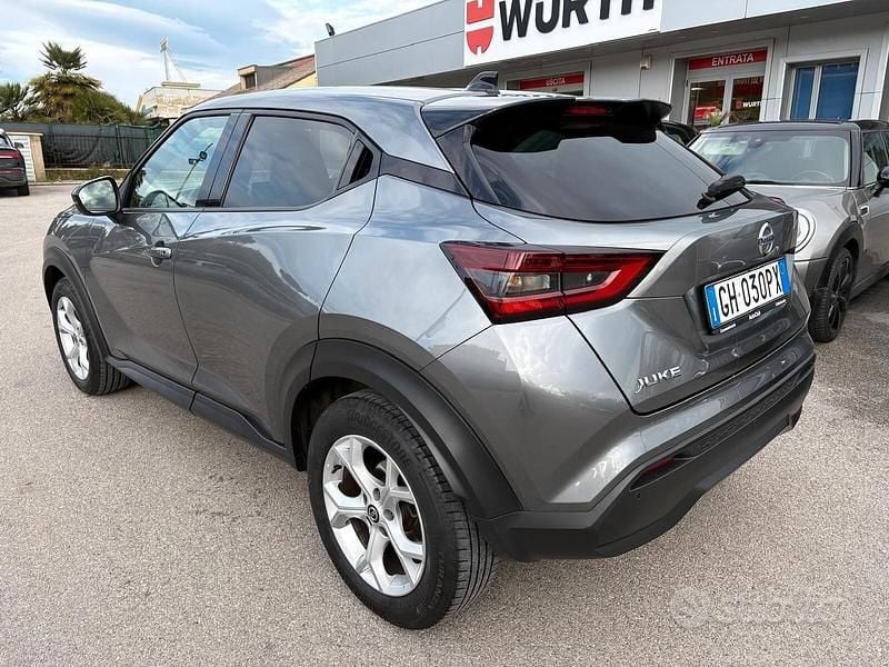Usata Nissan Juke N-Connecta 114 CV (83 kW) 2021 Grigio SUV