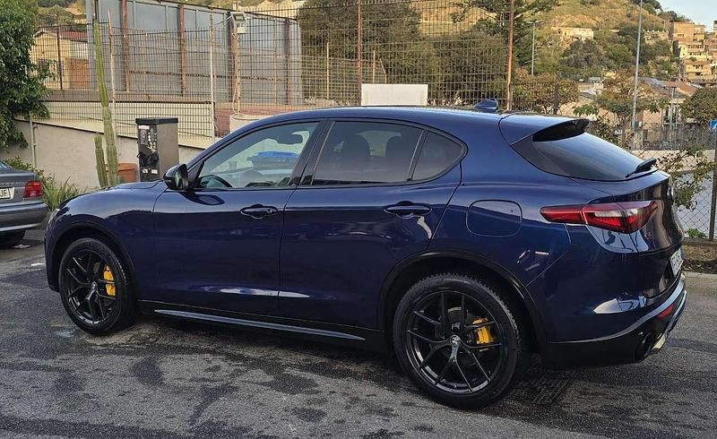 Usata Alfa Romeo Stelvio Super 209 CV (153 kW) 2018 SUV
