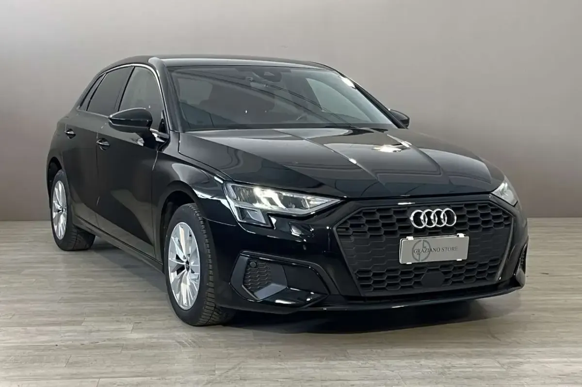 Usata Audi A3 Advanced 150 CV (110 kW) 2022 Nero met Berlina
