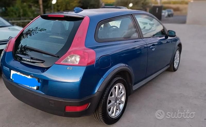 Usata Volvo C30 2007 Blu Utilitaria