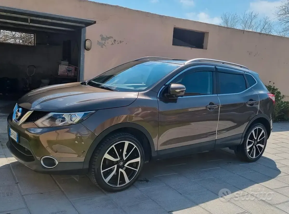 Usata Nissan Qashqai Tekna 2014 Marrone SUV