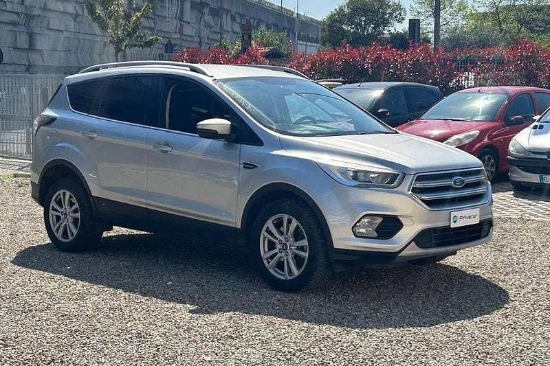 Usata Ford Kuga Business Edition 120 CV (88 kW) 2018 Grigio SUV