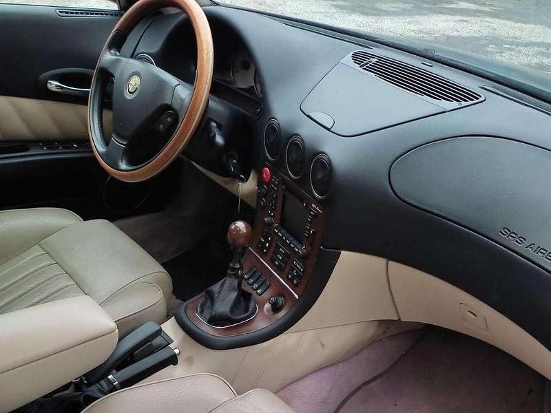 Usata Alfa Romeo 166 Distinctive 220 CV (161 kW) 2002 Berlina