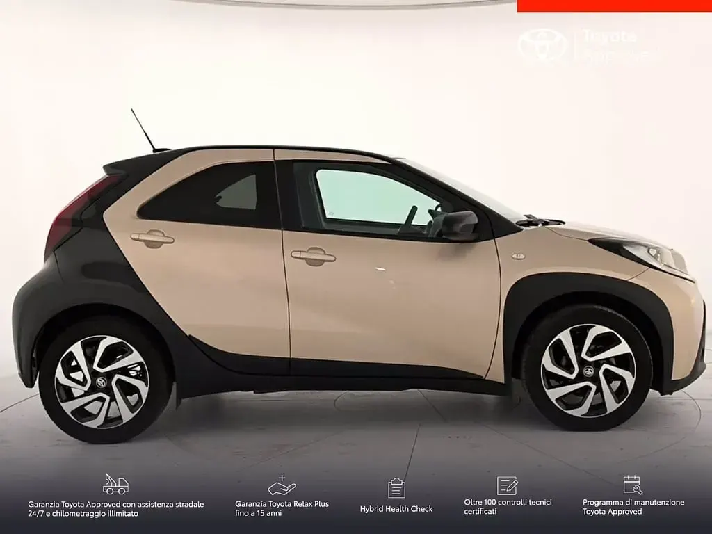 Usata Toyota Aygo X Trend 72 CV (52 kW) 2023 Gingere SUV