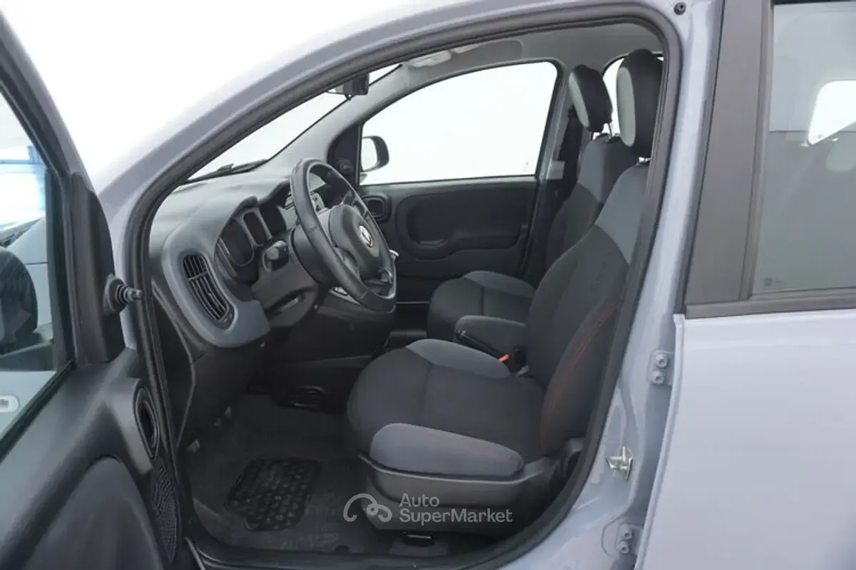 Usata Fiat Panda Easy 69 CV (50 kW) 2020 Grigio Utilitaria