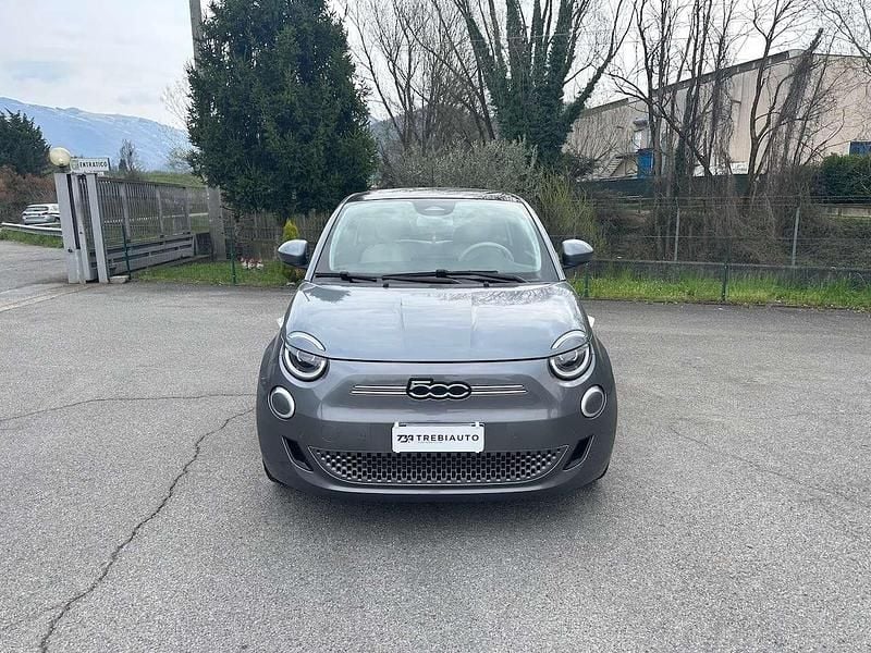 Usata Fiat 500e La Prima 42 kW (58 CV) 2020 Grigio Utilitaria