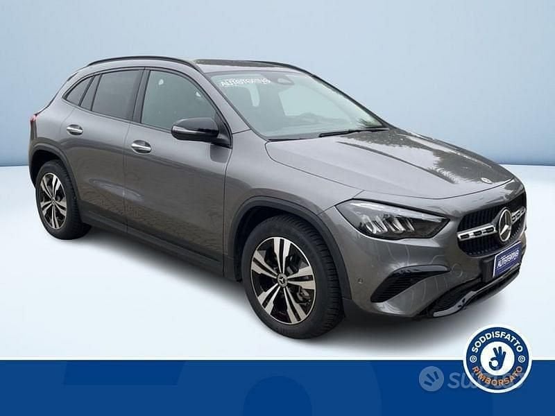 Usata Mercedes GLA200 Advanced Plus 150 CV (110 kW) 2025 Grigio SUV
