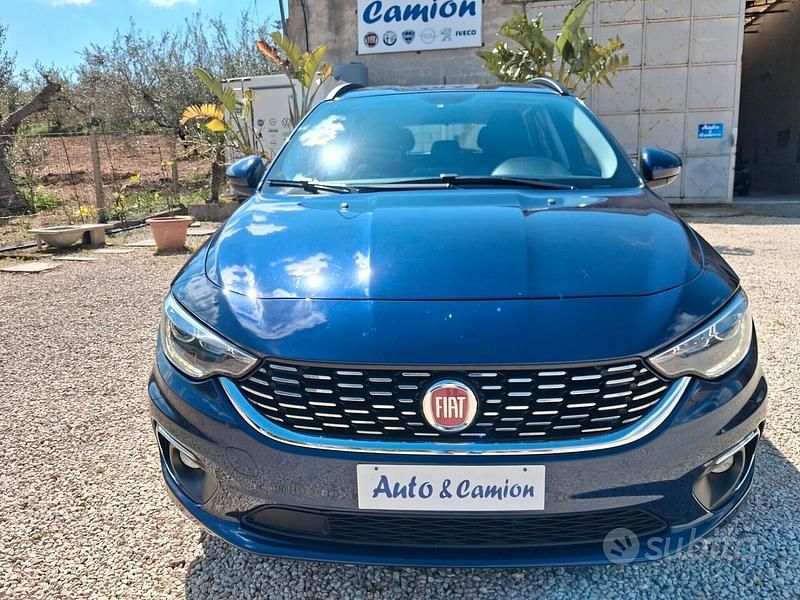 Usata Fiat Tipo Lounge 120 CV (88 kW) 2018 Blu Station wagon
