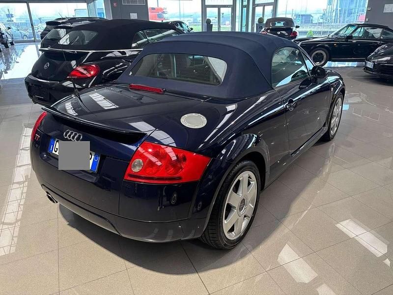 Usata Audi TT Roadster 179 CV (131 kW) 2003 Blu/azzurro Cabrio
