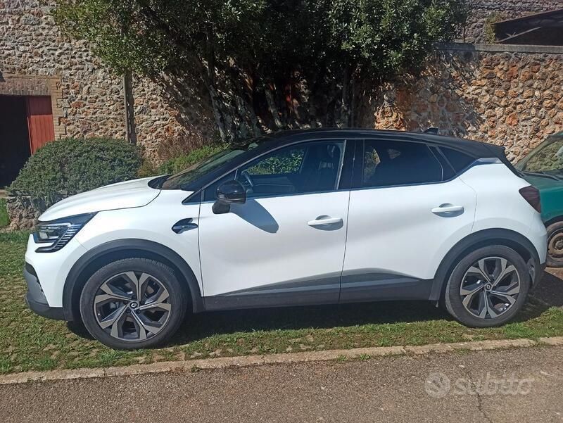 Usata Renault Captur 94 CV (69 kW) 2022 SUV