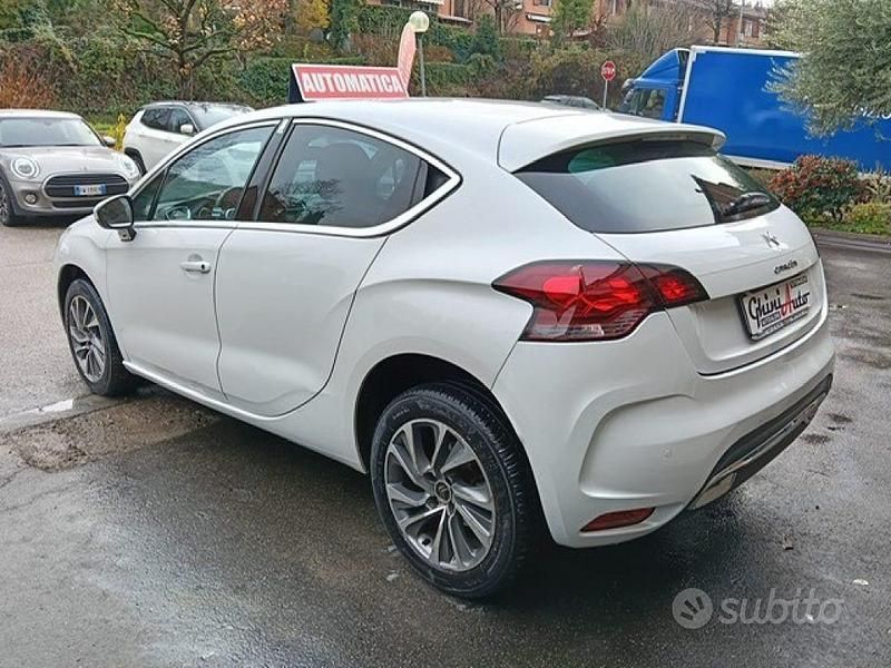Usata DS Automobiles DS4 So Chic 111 CV (81 kW) 2012 Bianco Berlina