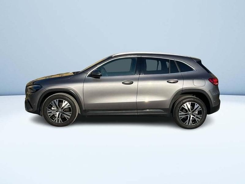 Usata Mercedes GLA180 Advanced 136 CV (100 kW) 2025 Grigio SUV