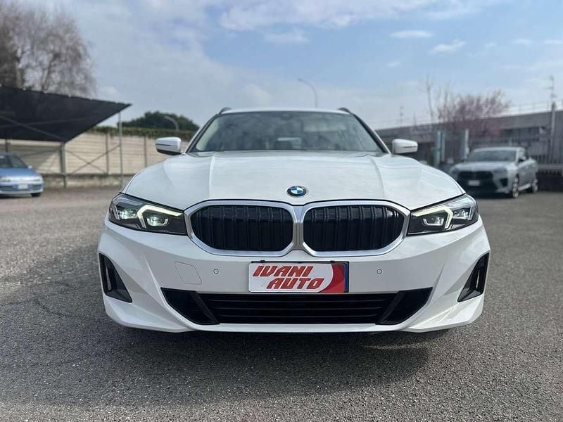 Usata BMW 320 190 CV (139 kW) 2023 Bianco Station wagon