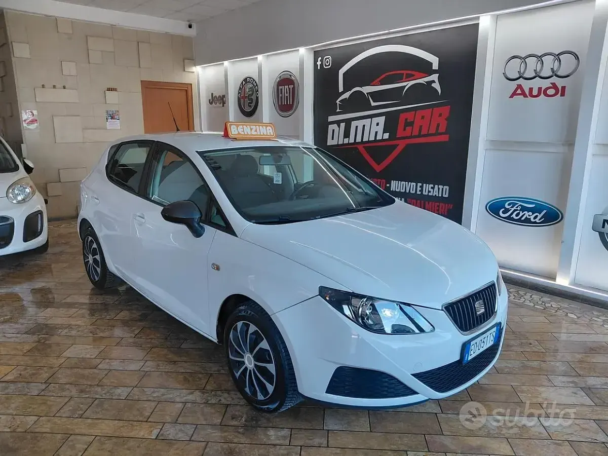 Usata Seat Ibiza 69 CV (50 kW) 2010 Berlina