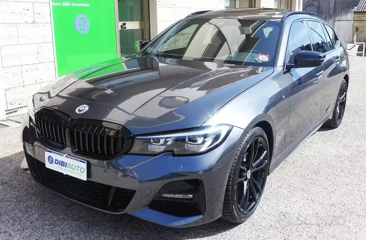 Usata BMW 320 M Sport 190 CV (139 kW) 2021 Grigio Station wagon