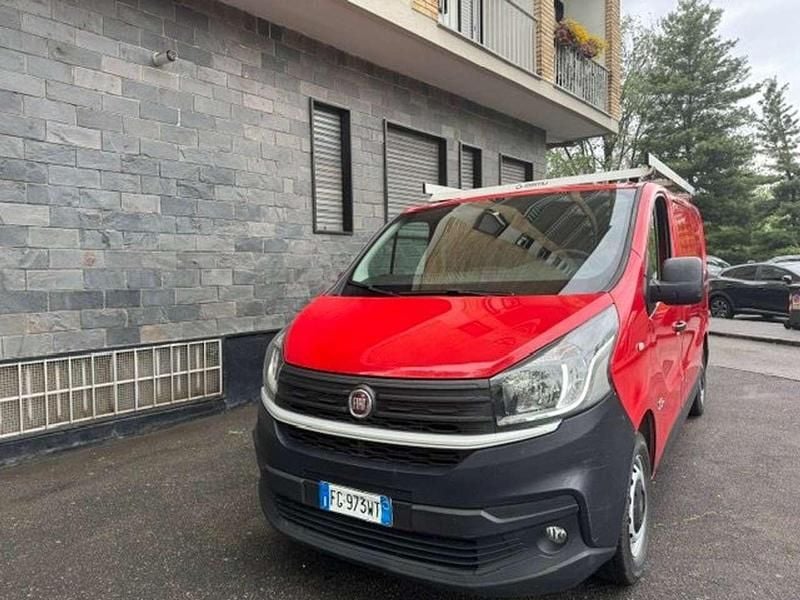 Usata Fiat Talento 121 CV (88 kW) 2017 Rosso Monovolume