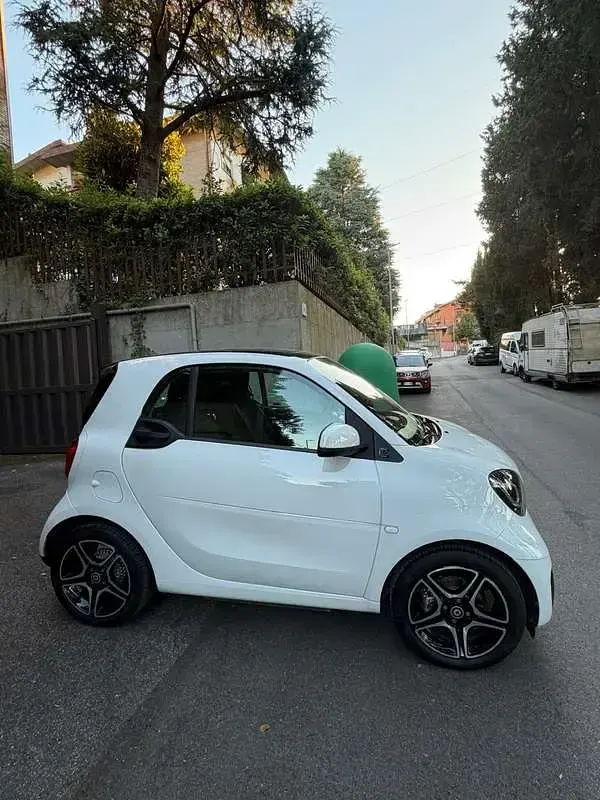 Usata Smart ForTwo Coupé Passion 41 kW (56 CV) 2020 Utilitaria