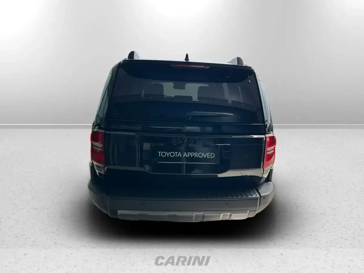 Usata Toyota Land Cruiser 205 CV (150 kW) 2025 D..... SUV