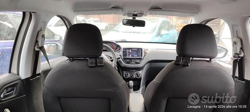 Usata Peugeot 208 Allure 68 CV (50 kW) 2012 Bianco Utilitaria